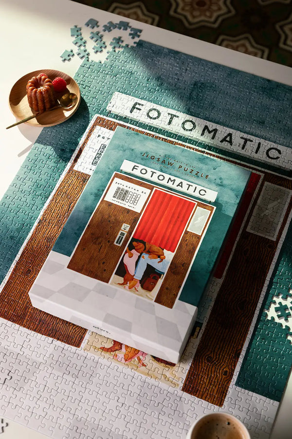 Fotomatic - Puzzle 1000 pieces: a clean, front-facing view of the complete vintage photobooth illustration.