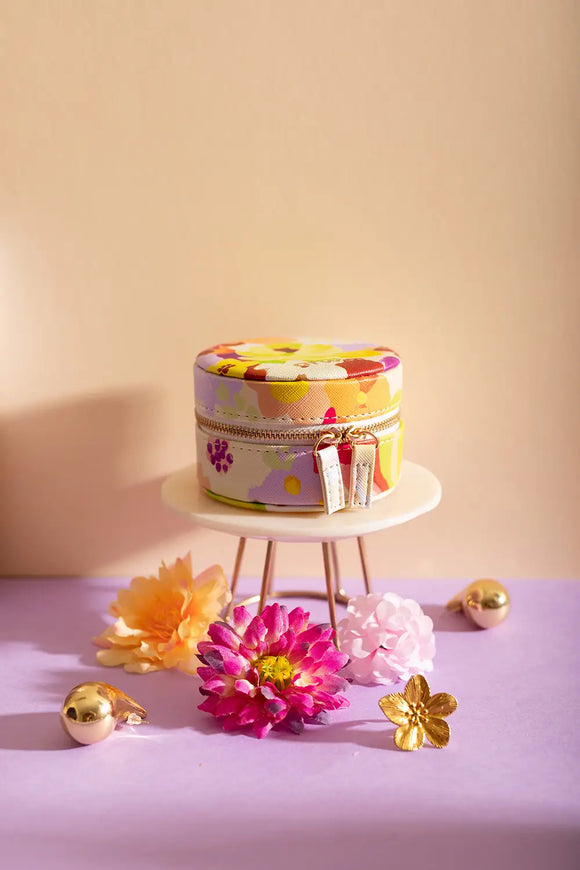 Spring Sweets Jewellery box - Lifestyle view on a purple background with golden accessories.